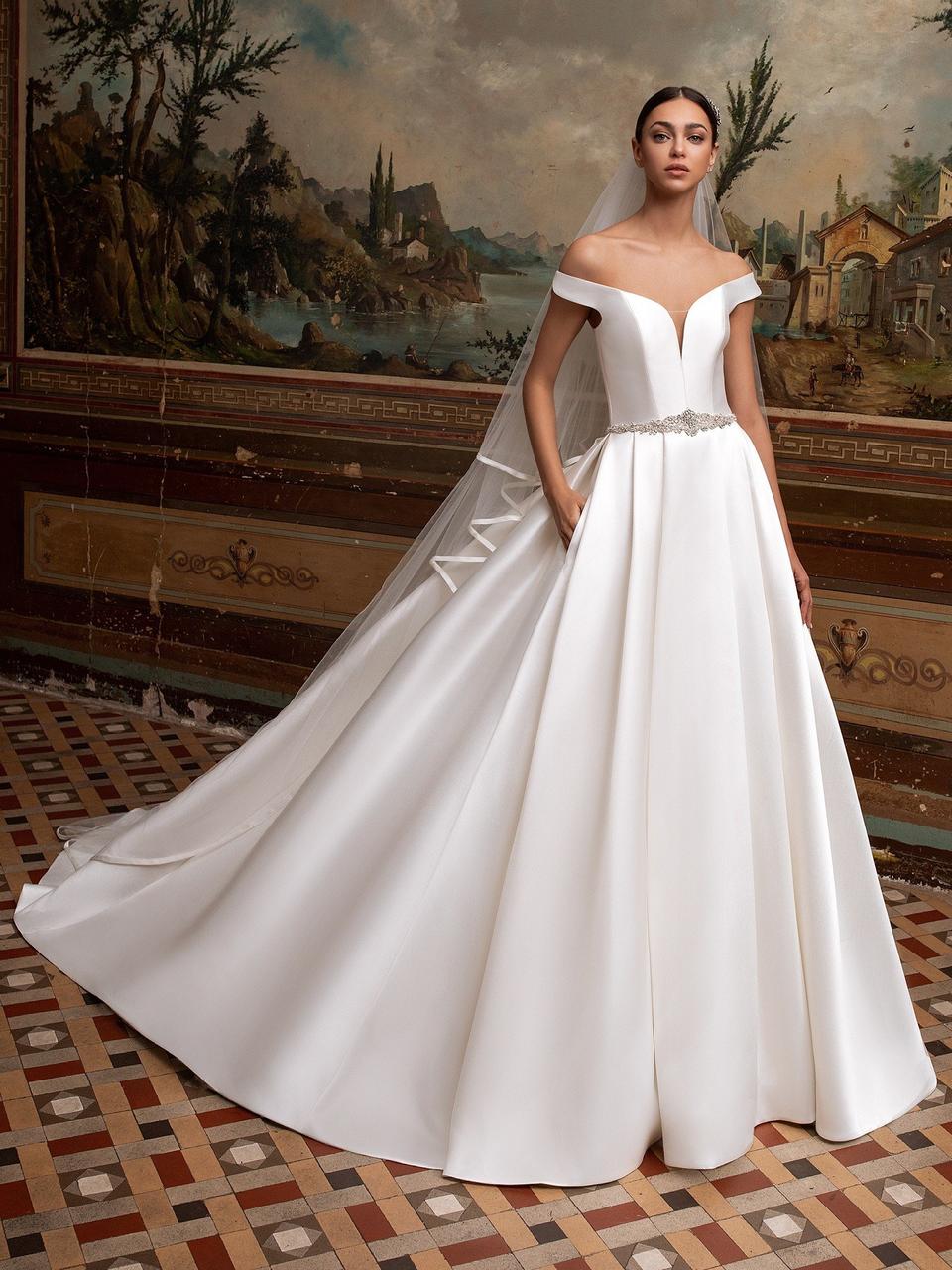 41 Best Winter Wedding Dresses 2021 - hitched.co.uk - hitched.co.uk