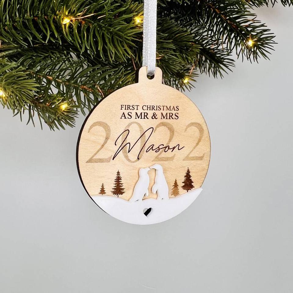 20 Best First Christmas Married Ornaments 2022 - hitched.co.uk ...