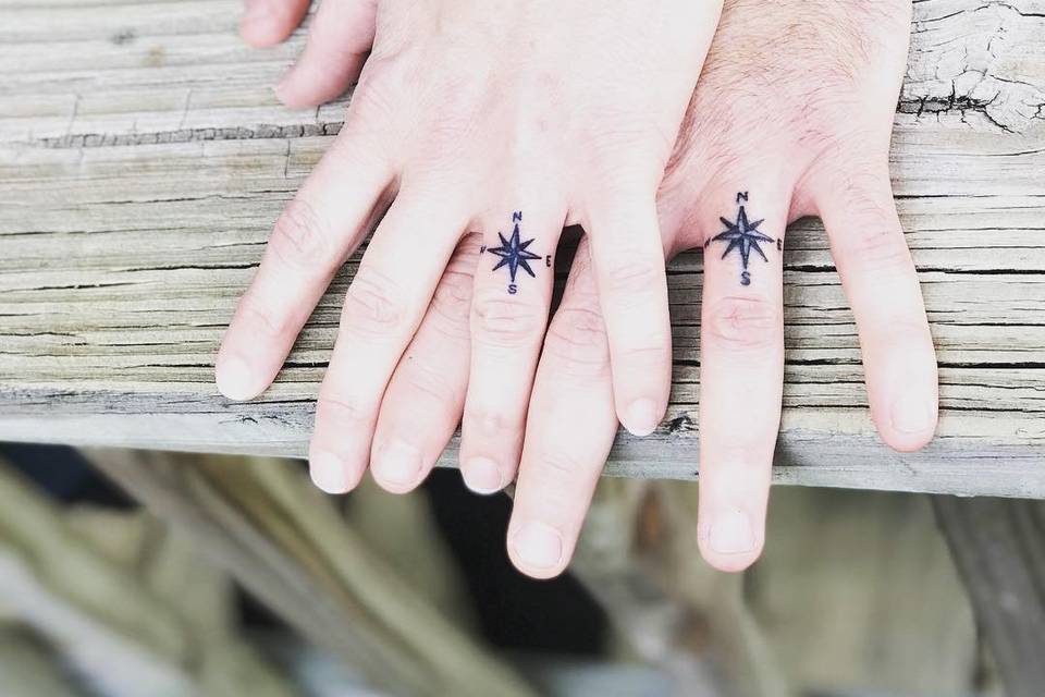 9 Wedding Ring Tattoo Design Ideas for Men and Women