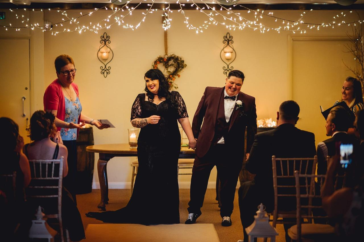 Lana and Juss - Yarlington Barn