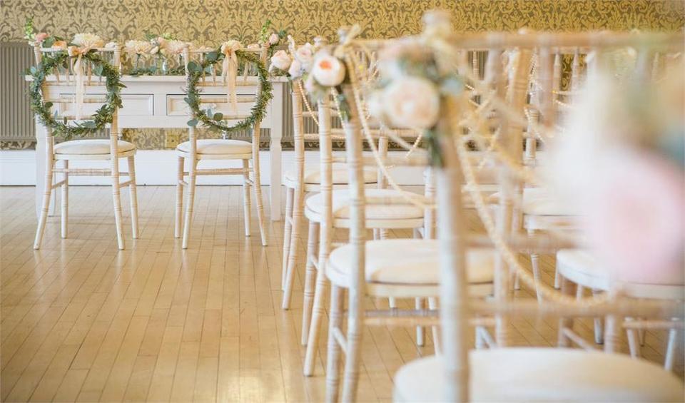 Wedding Chair Decorations: 27 Ways to Dress Up Your Wedding Chairs ...