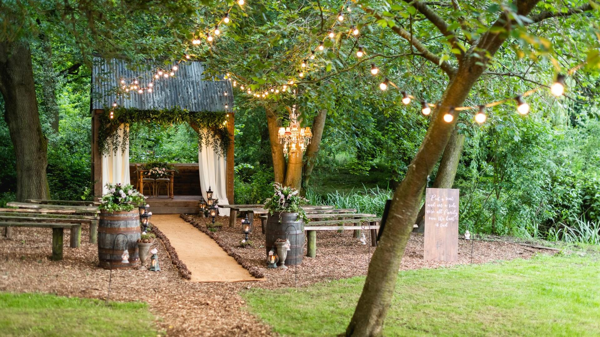 30 Best Outdoor Wedding Venues in the UK - hitched.co.uk