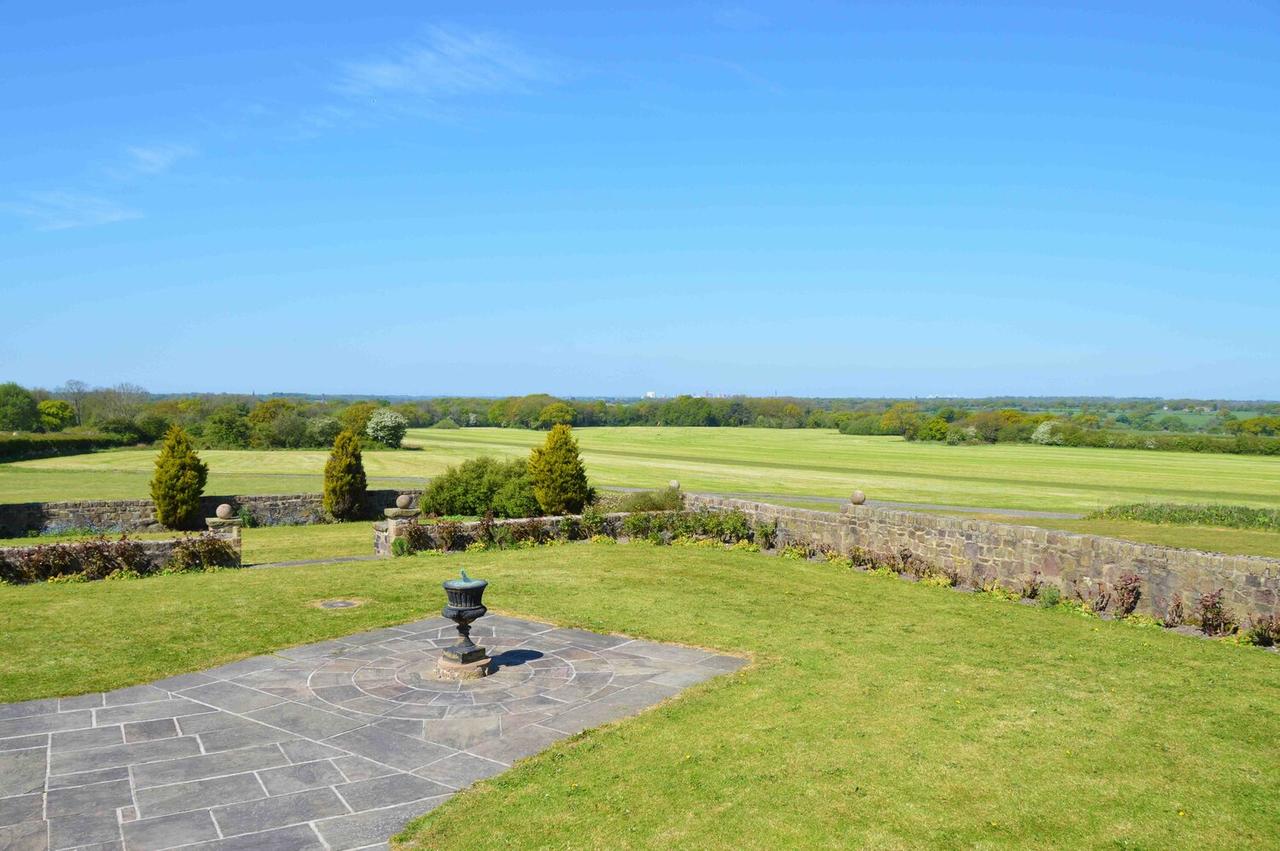 Gardens at Lancashire wedding venue Beeston Manor
