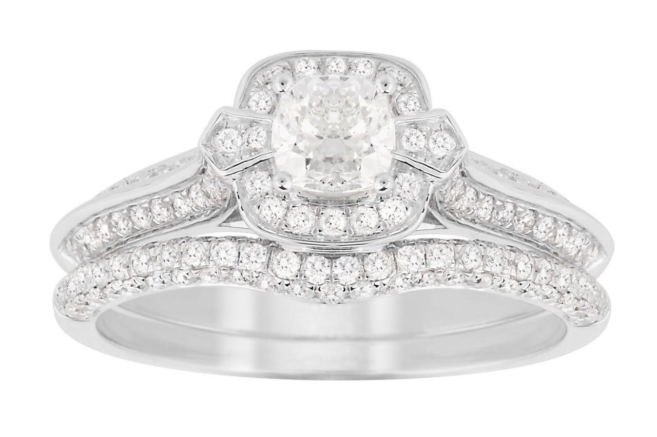 9. white-gold-engagement-rings-jenny-packham-cushion-cut