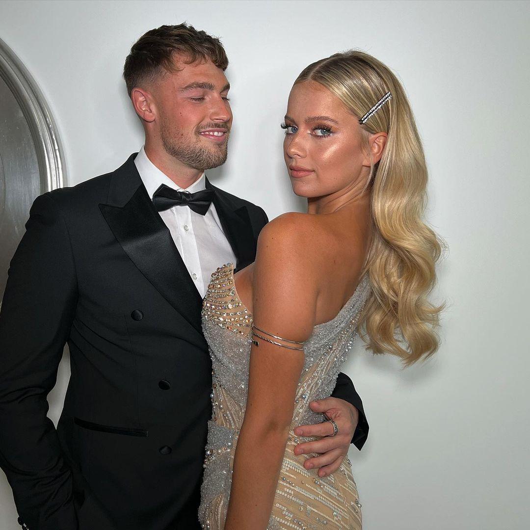 https://cdn0.hitched.co.uk/article/9732/original/1280/jpg/132379-tasha-and-andrew-from-love-island-dressed-in-glamourous-outfits.jpeg