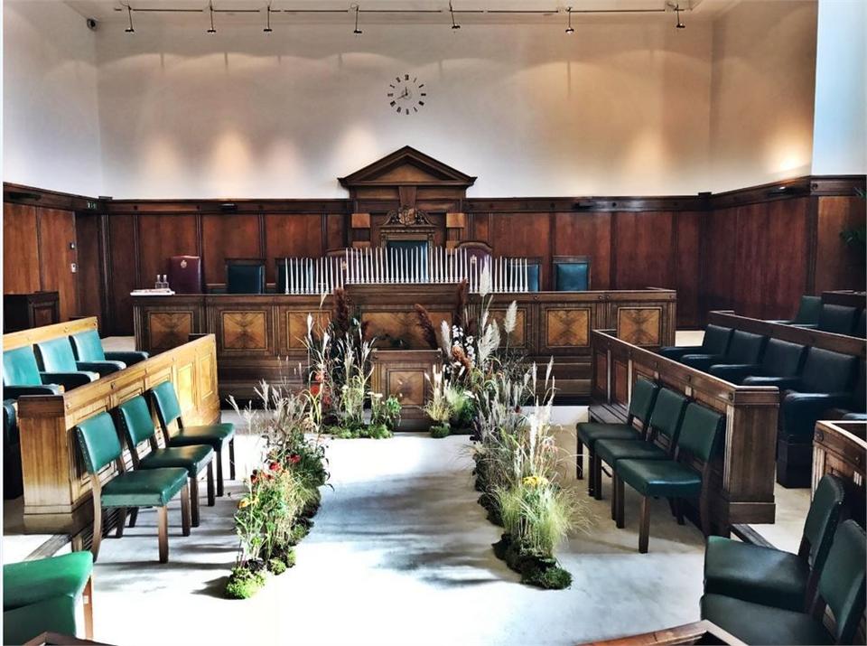 29 Of The Best Small Wedding Venues In London 2021 Hitched Co Uk   68379 Small Wedding Venues London Town Hall Hotel Ceremony 