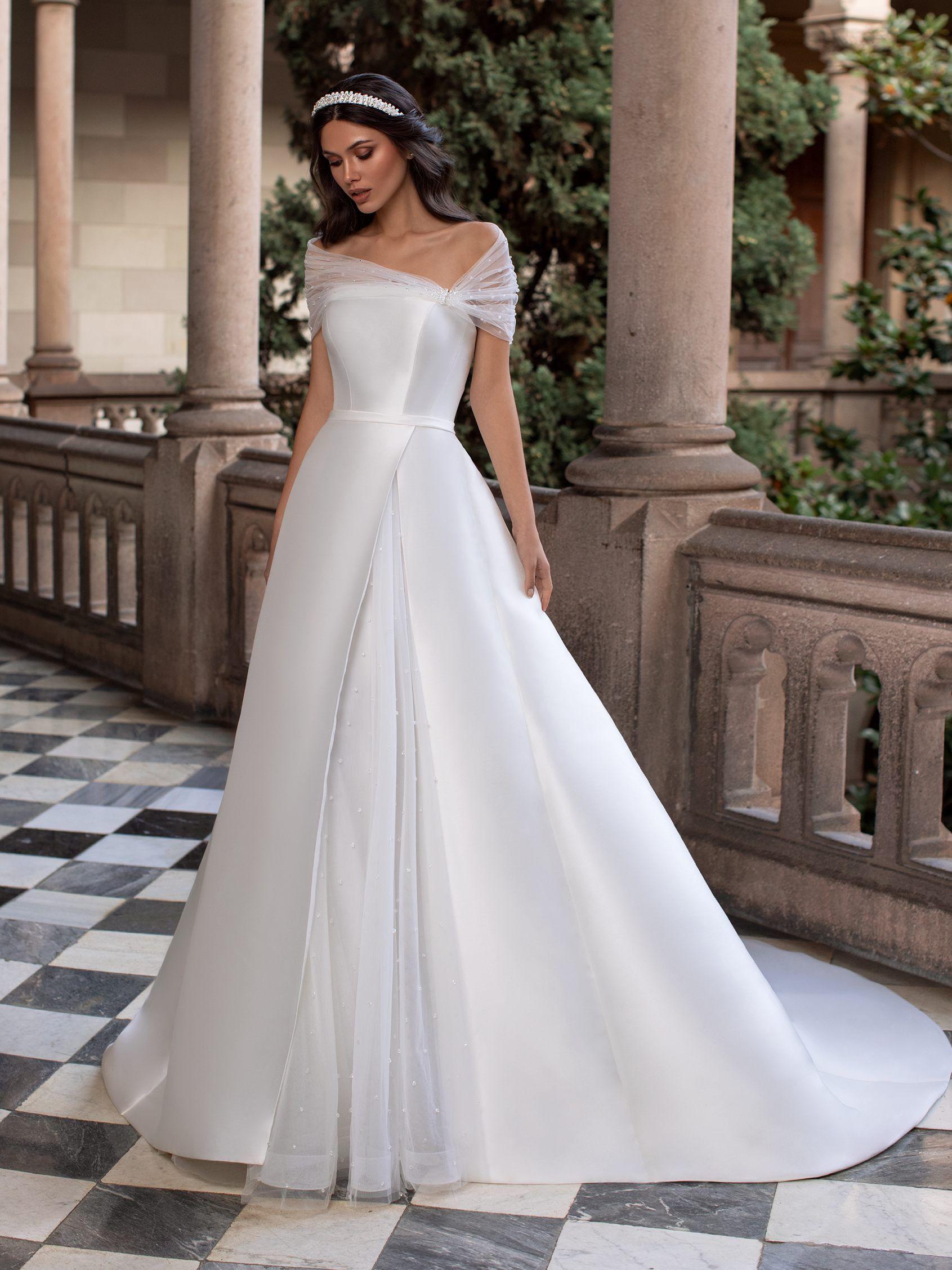 41 Best Winter Wedding Dresses 2021 - hitched.co.uk - hitched.co.uk