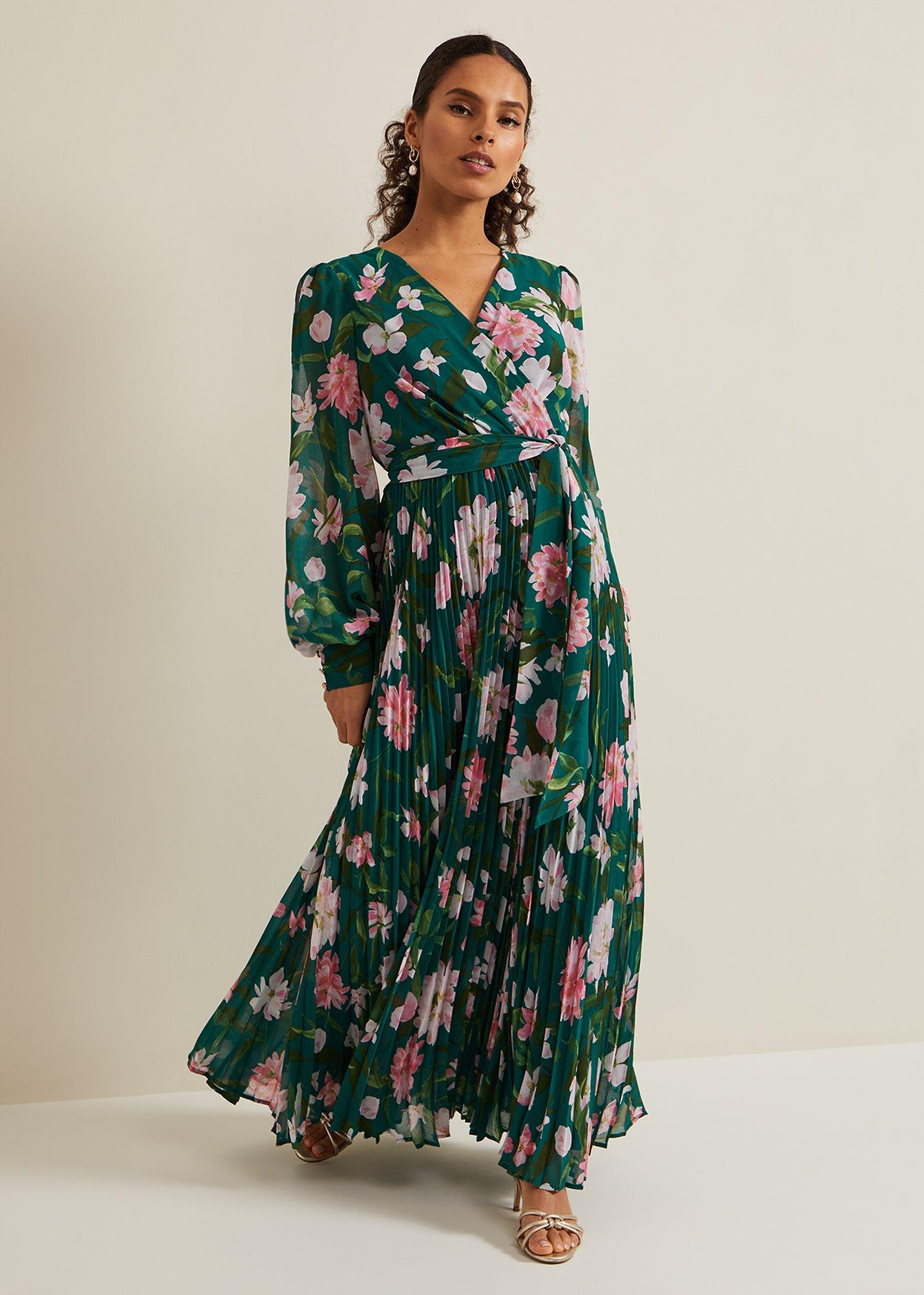 25 Best Petite Wedding Guest Dresses - hitched.co.uk