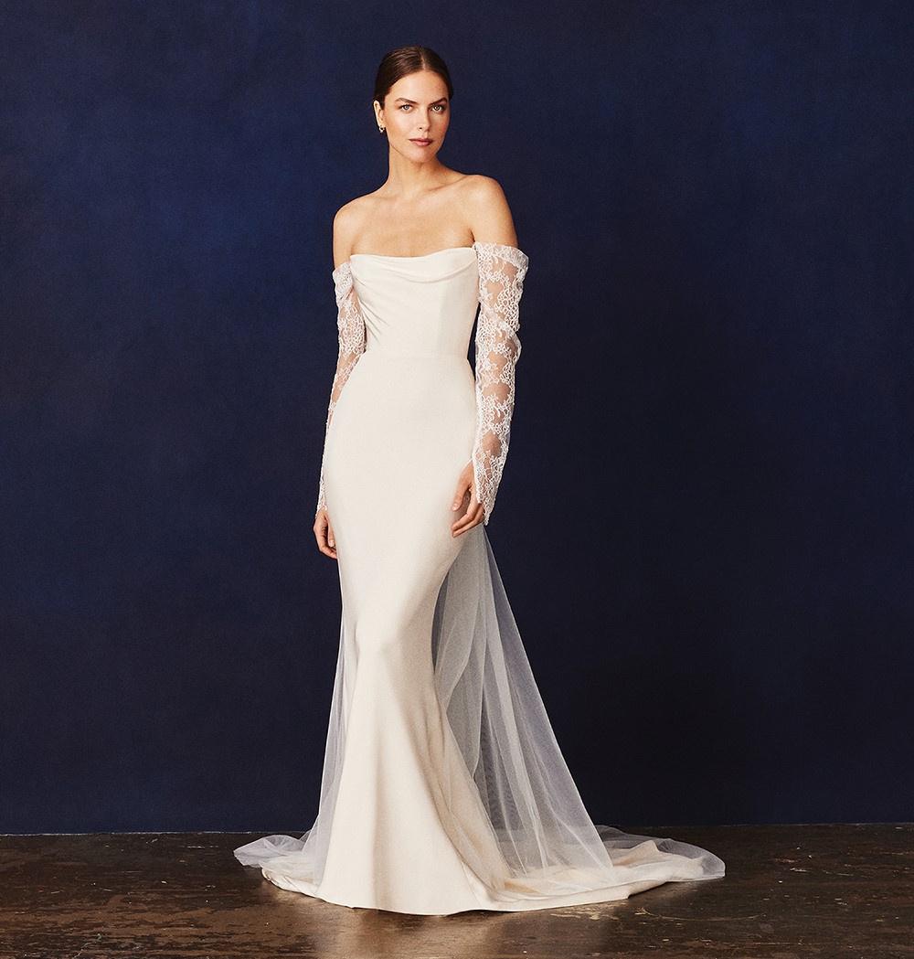 Off The Shoulder Long Sleeve Sweetheart Neckline Ballgown Wedding Dress |  Kleinfeld Bridal