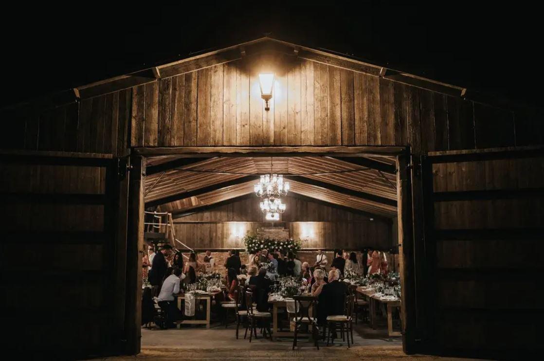 40 Essential Questions to Ask Your Wedding Venue -  