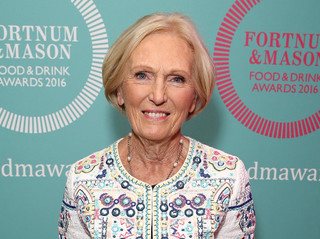 Mary Berry’s Victoria Sponge: The Easiest Wedding Cake Recipe