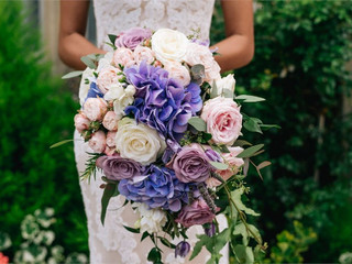 Gorgeous Ways To Include Pantone’s Colour Of The Year 2018 Ultra Violet In Your Wedding