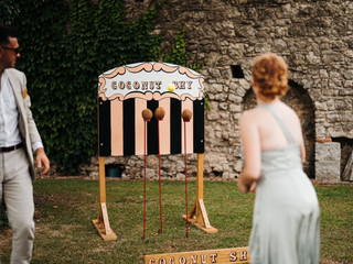 30 Fun Wedding Games Every Guest Will Enjoy