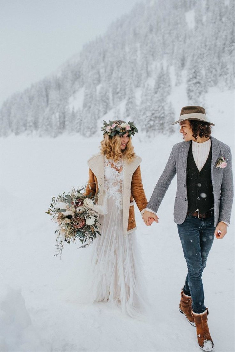 Winter beach wedding outlet attire