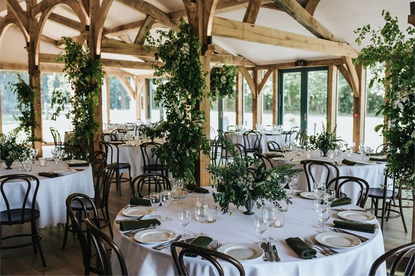 The Best Barn Wedding Venues: Our Favourite Barns to Say ‘I Do