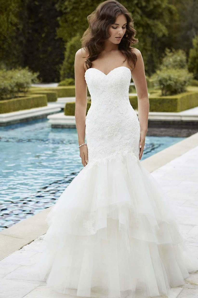 Beach Wedding Dresses: 30 Beautiful Designs - hitched.co.uk