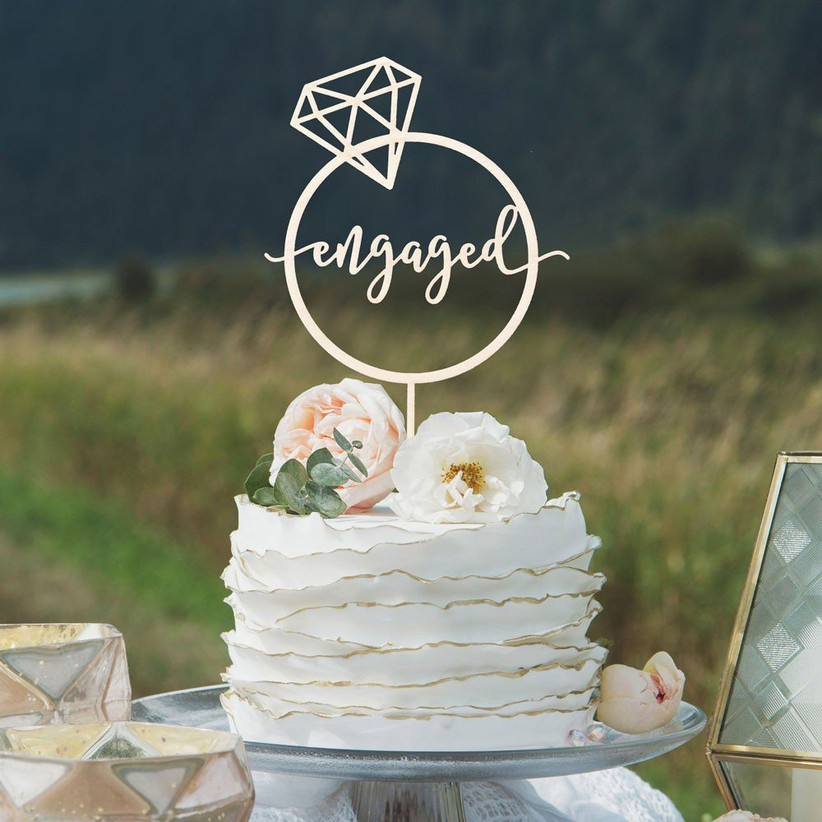 Engagement Cakes and Cake Toppers: Our Favourite Designs ...