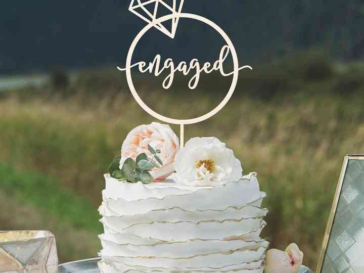 Engagement Cakes And Cake Toppers Our Favourite Designs Hitched Co Uk