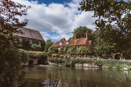15 Charming Wedding Venues in Berkshire to Fall in Love With