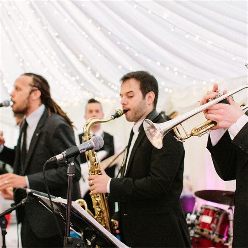 Questions to Ask Your Live Wedding Band, Musician or DJ