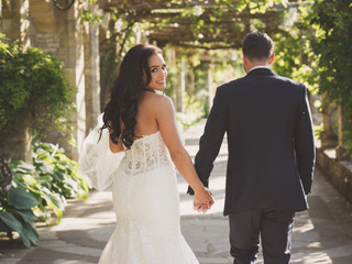 An Elegant Outdoor Wedding in the Italian Gardens of Historic Hever Castle With a Morilee Gown