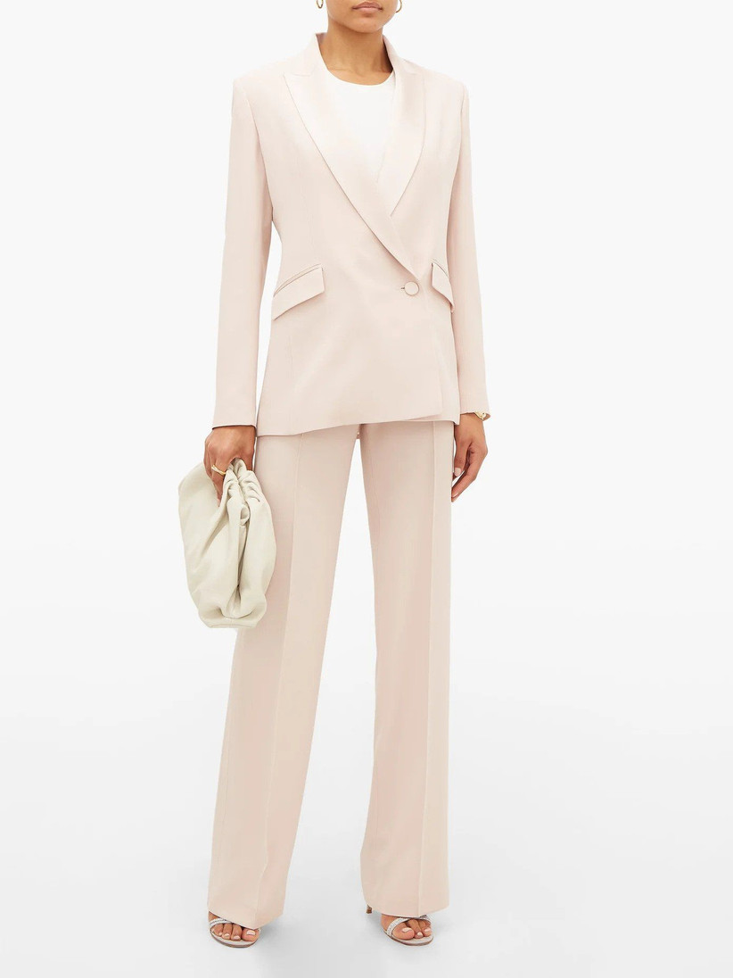 33 Chic Wedding Suits for Women to Buy Now