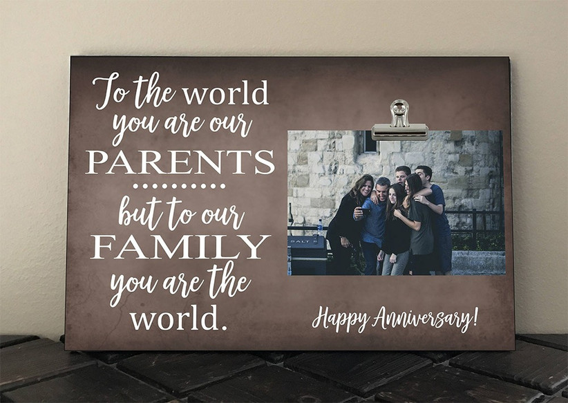 a gift for parents anniversary