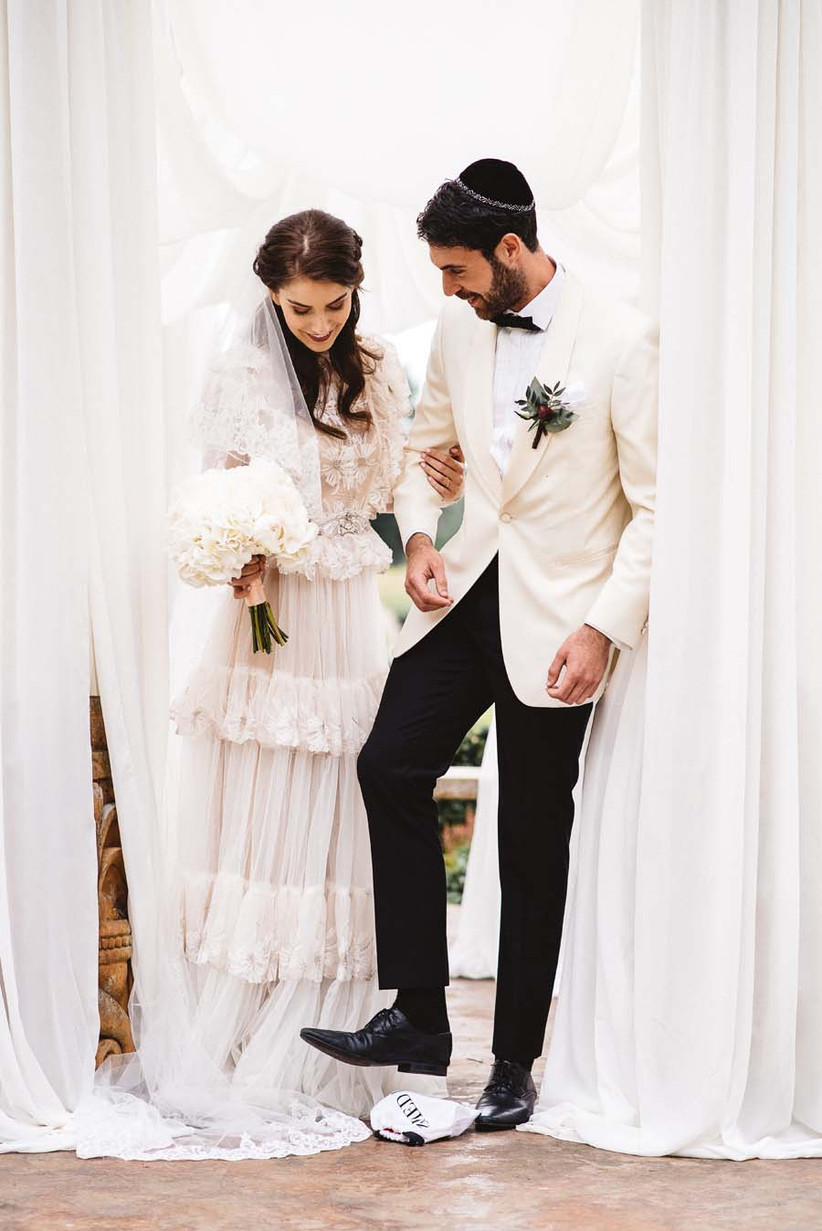 jewish wedding attire