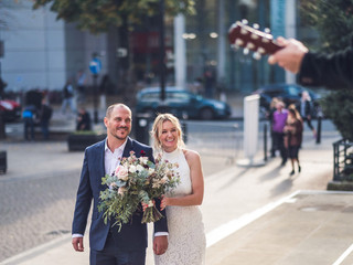 7 Creative Photography Ideas for Smaller Weddings