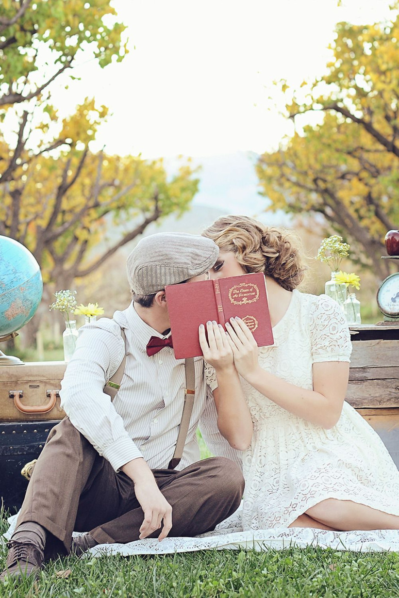 50 Unique Engagement Photo Ideas From Real Couples