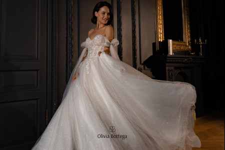 Olivia Bottega: Accessible Couture Wedding Gowns for *Every* Body 