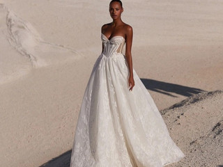 15 Beautiful Basque Waist Wedding Dresses