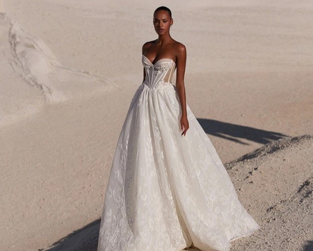 15 Beautiful Basque Waist Wedding Dresses