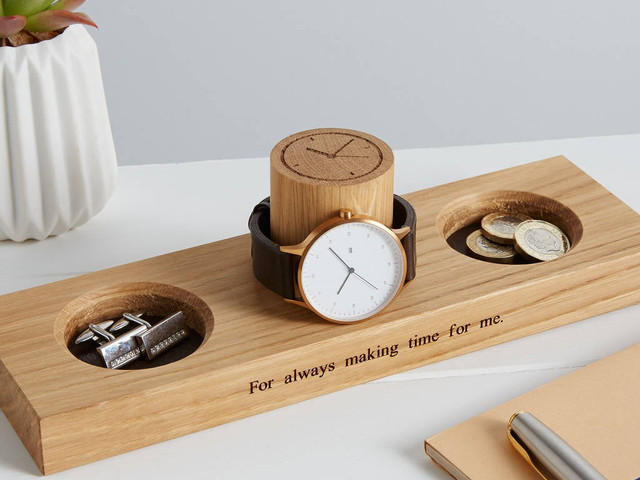 15th Wedding Anniversary Gift Guide Traditional And Modern Present Ideas Hitched Co Uk