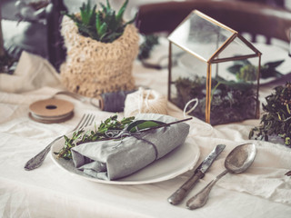 Wedding SOS: Does a DIY Wedding Actually Save You Money?