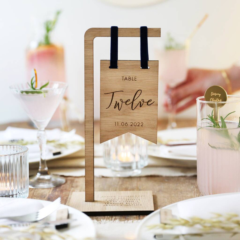 Paper & Party Supplies same design Wooden Pack of 10 name cards Wedding ...