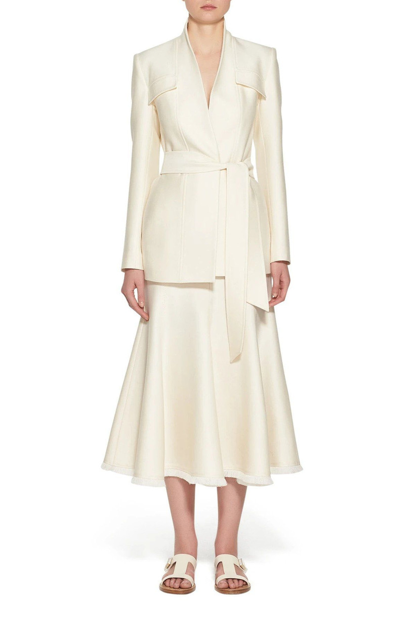 33 Chic Wedding Suits for Women to Buy Now