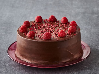 The 14 Best Vegan Wedding Cakes in London