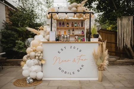 The 8 Best Mobile Bars for Weddings in the UK