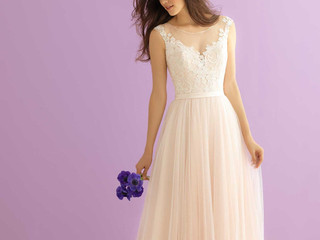 Our Favourite Grecian Style Wedding Dresses