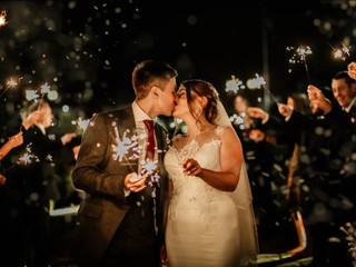 23 Incredible Award-Winning Wedding Photographers in the East Midlands