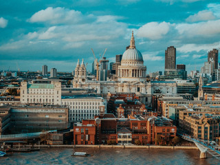 Wedding Venues: Is City or Countryside Better?