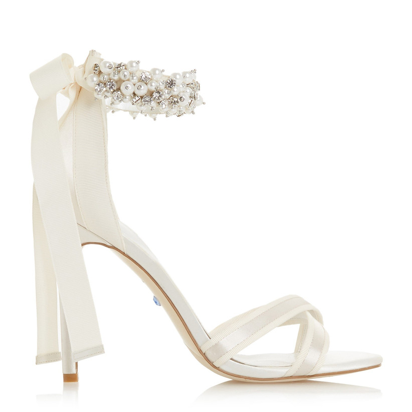 lace up wedding sandals