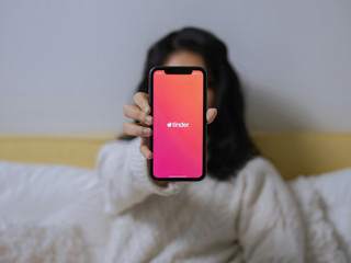 15 Best Tinder Bio Ideas to Guarantee More Matches