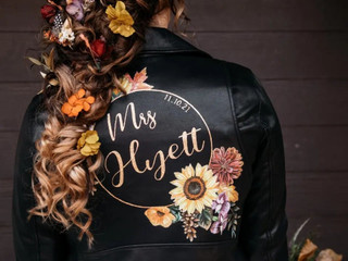 Wedding Hair with Flowers: 18 Romantic Styles for Boho Brides
