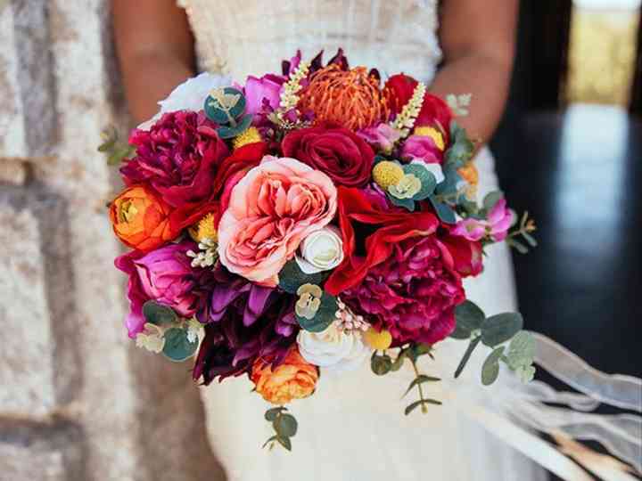Wedding Flowers Ideas Real Bouquets Suppliers And Advice Hitched Co Uk