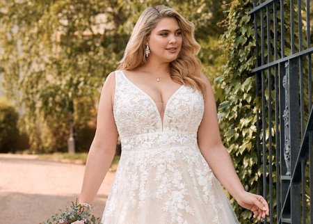 17 Best Plus Size Bridal Boutiques in the UK