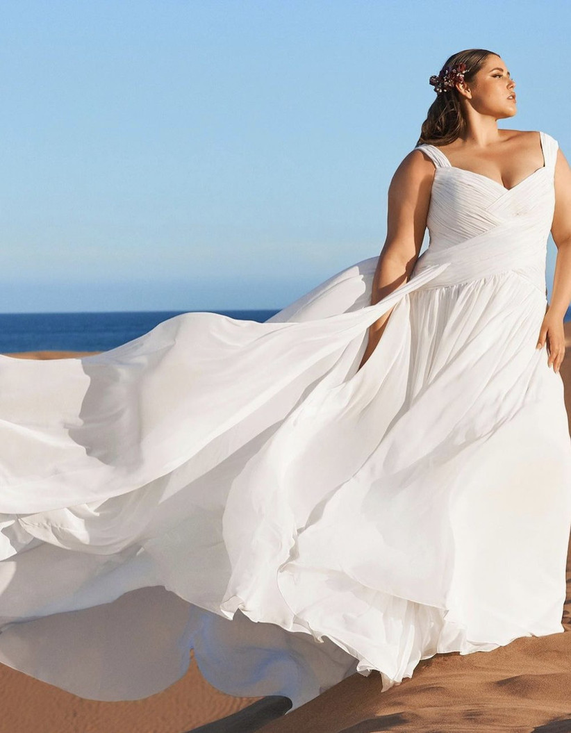 elopement dress beach