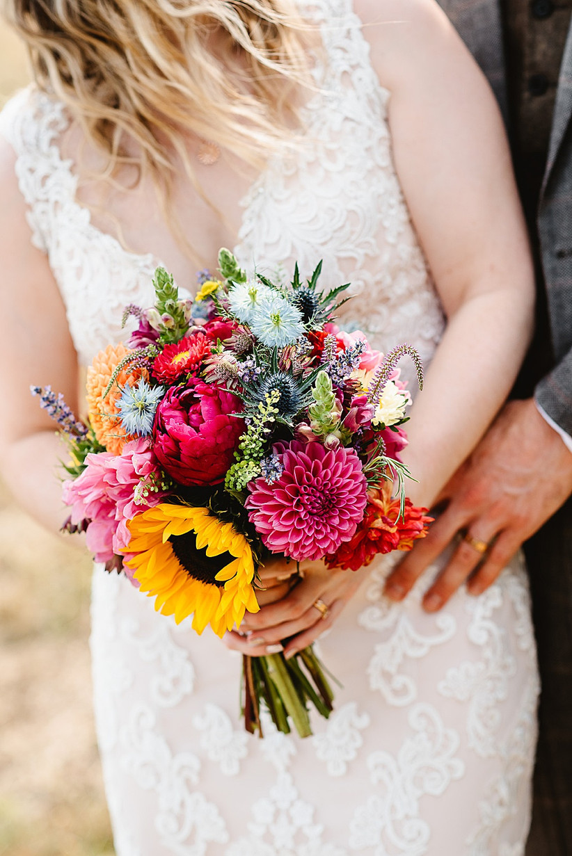 22 Stunning Sunflower Wedding Bouquet Ideas
