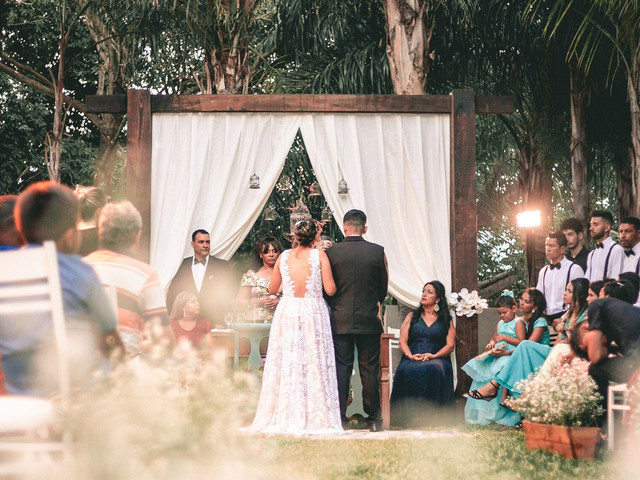 Wedding Traditions And Superstitions 15 Traditions Explained
